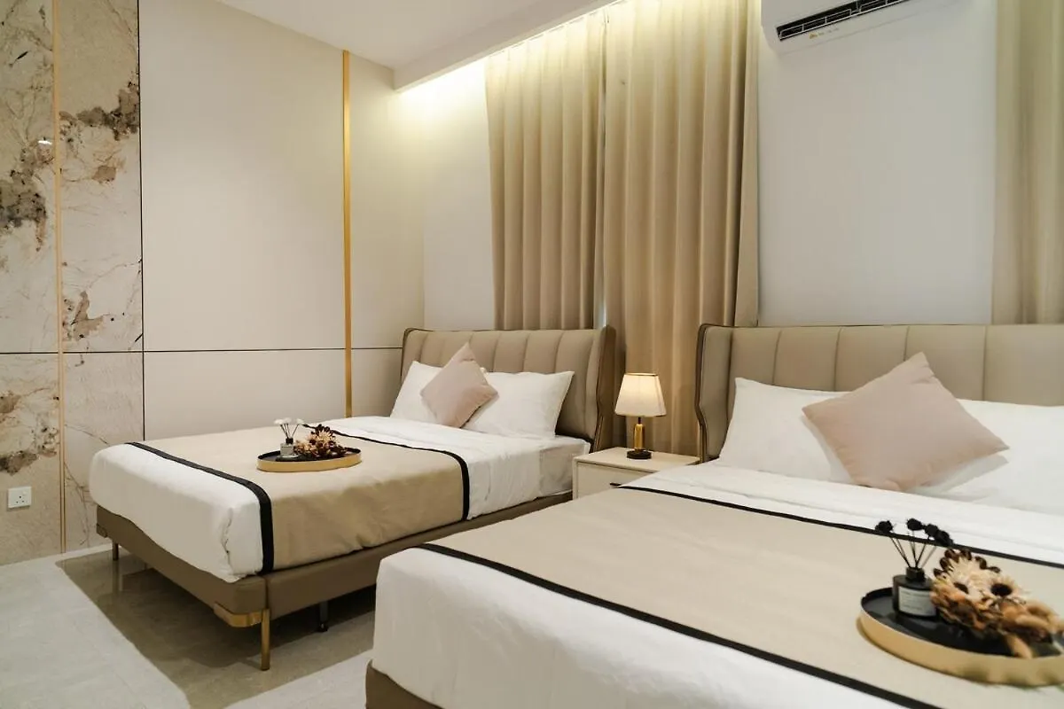 Villa Georgetown Elegant Golden Jacuzzi Ktv 5Br 16Pax E George Town