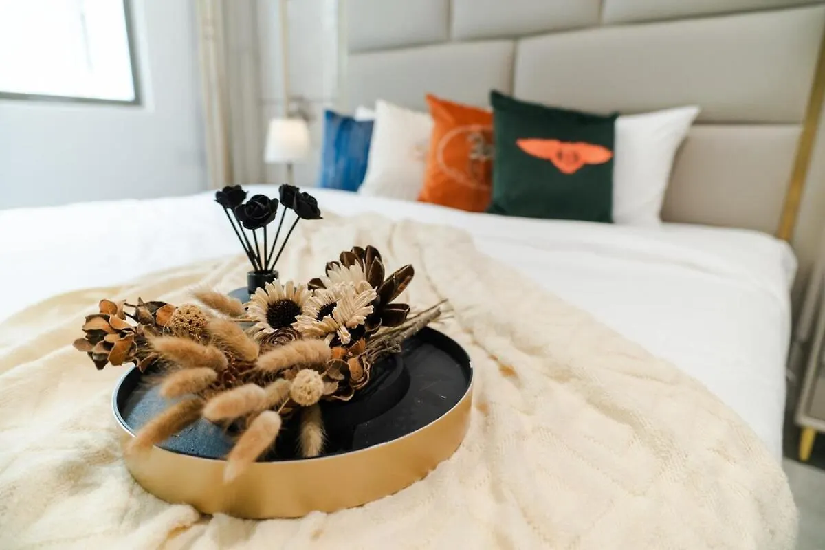 Ferienhaus Villa Georgetown Elegant Golden Jacuzzi Ktv 5Br 16Pax E Ma­lay­sia