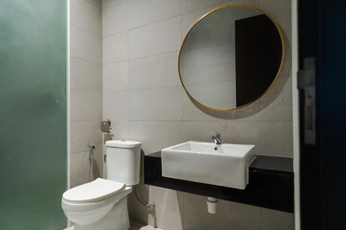 Villa Georgetown Elegant Golden Jacuzzi Ktv 5Br 16Pax E Ma­lay­sia