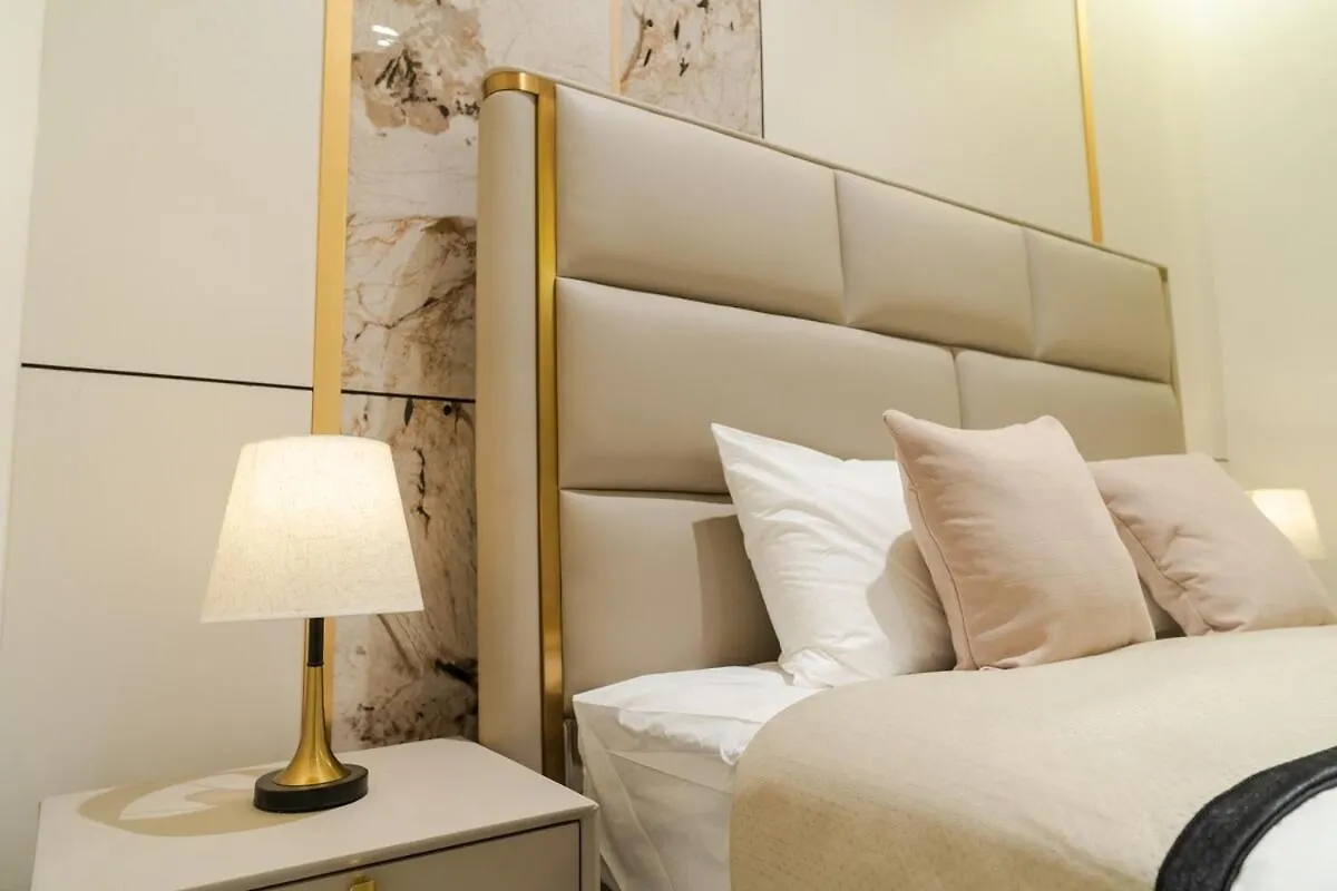 Ferienhaus Villa Georgetown Elegant Golden Jacuzzi Ktv 5Br 16Pax E